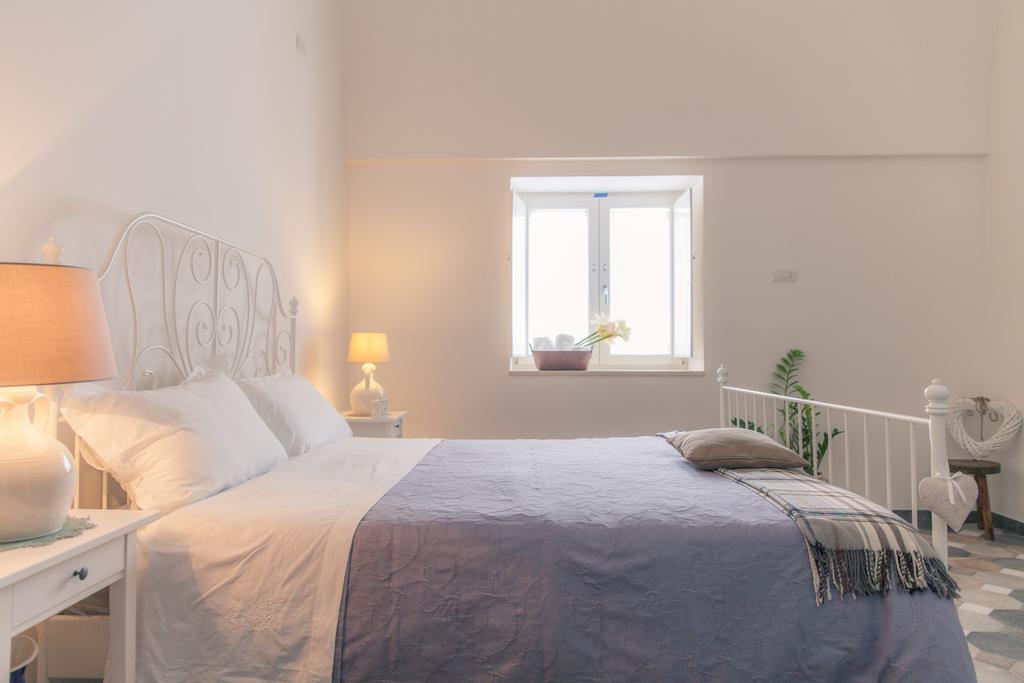 Marinella Suite Home 로코로톤도 객실 사진